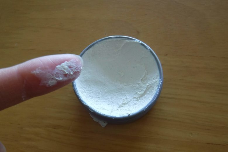 指にとる@オールグッドサンスクリーンバター